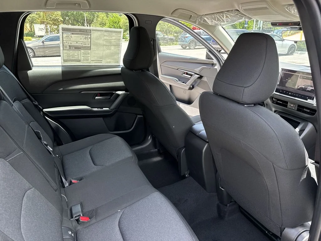 New 2026 Machine Gray Metallic Mazda 2.5 S AWD image 33