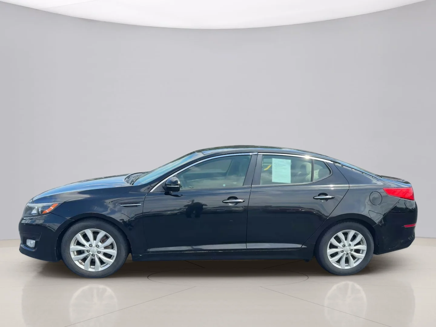Used 2014 Black Kia LX image 8