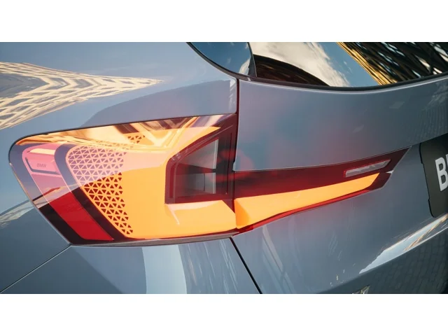 New 2027 Storm Bay Metallic BMW Base image 8