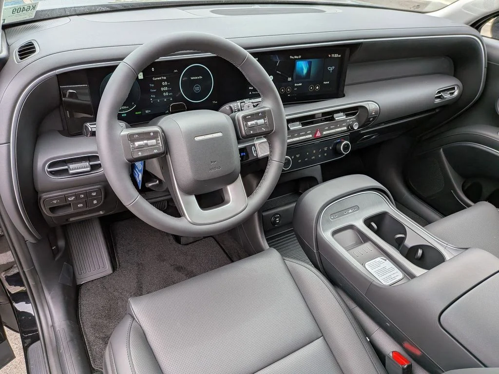New 2026 Black Hyundai SEL image 10