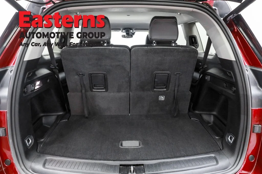 Used 2021 Red Jeep Limited image 9