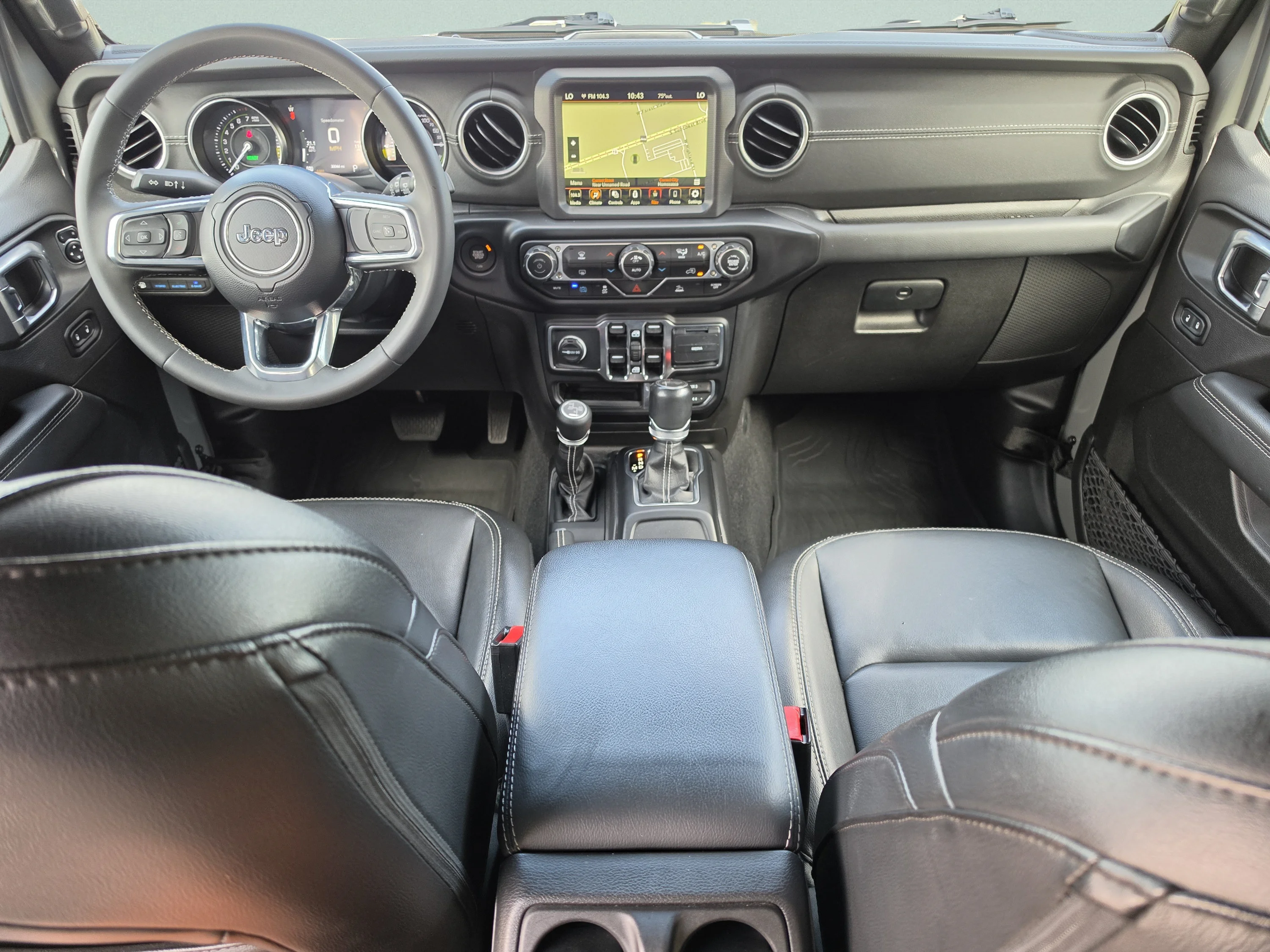 Used 2023 Sting-Gray Clearcoat Jeep Sahara image 20