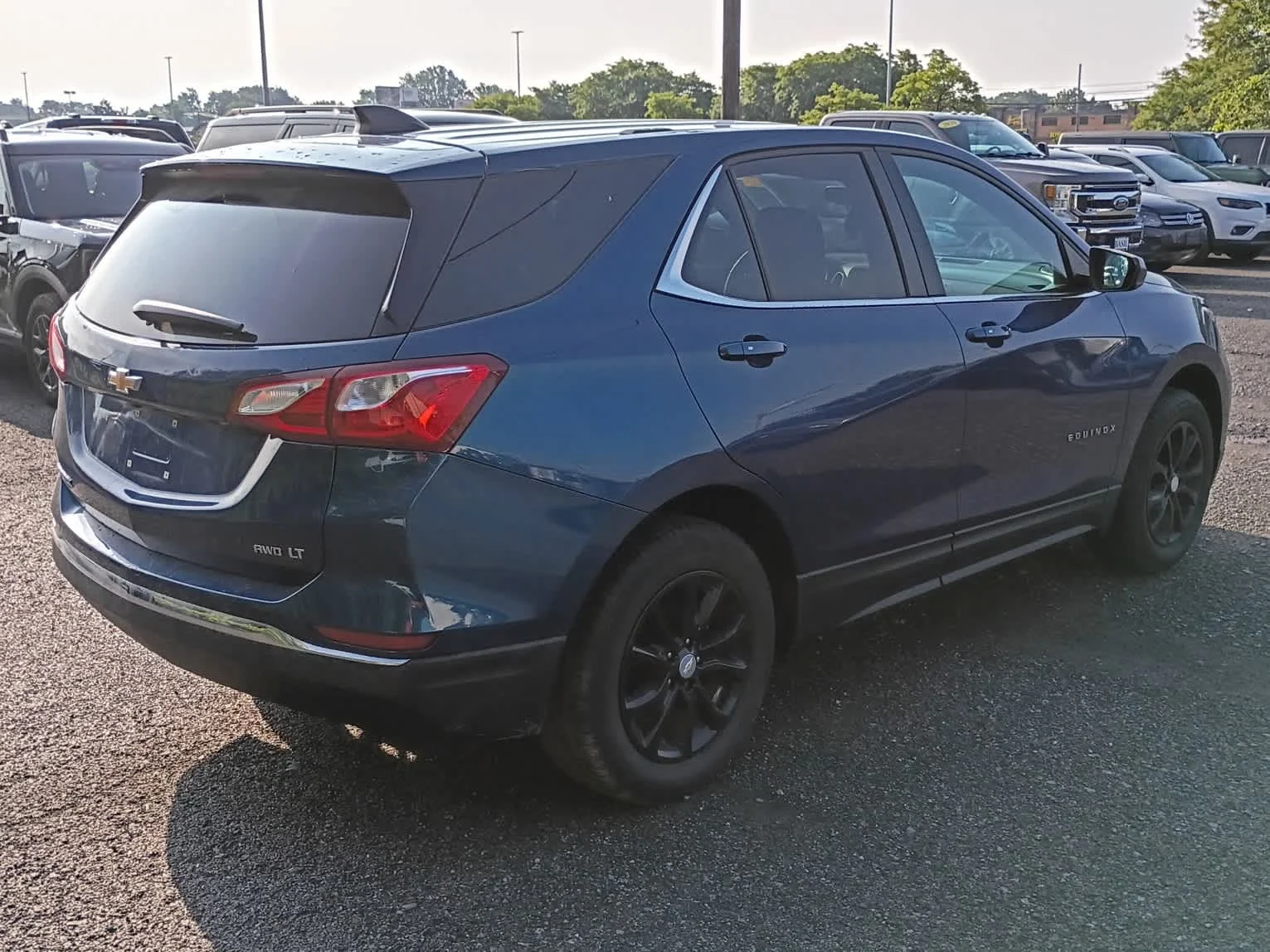 Used 2019 Pacific Blue Metallic Chevrolet LT image 3