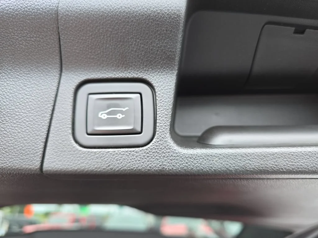 Certified Used 2021 CAYENNE RED TINTCOAT GMC Denali image 14