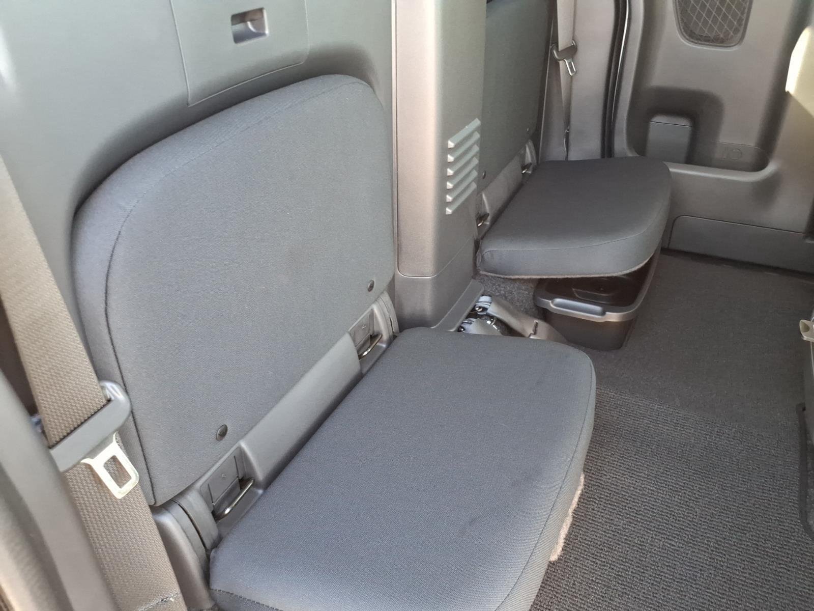 New 2026 Glacier White Nissan King Cab® S image 23