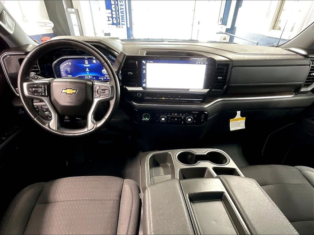 Used 2023 Gray Chevrolet LT image 21