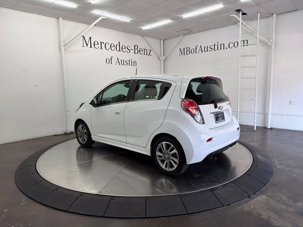 Used 2016 White Chevrolet 1LT image 5