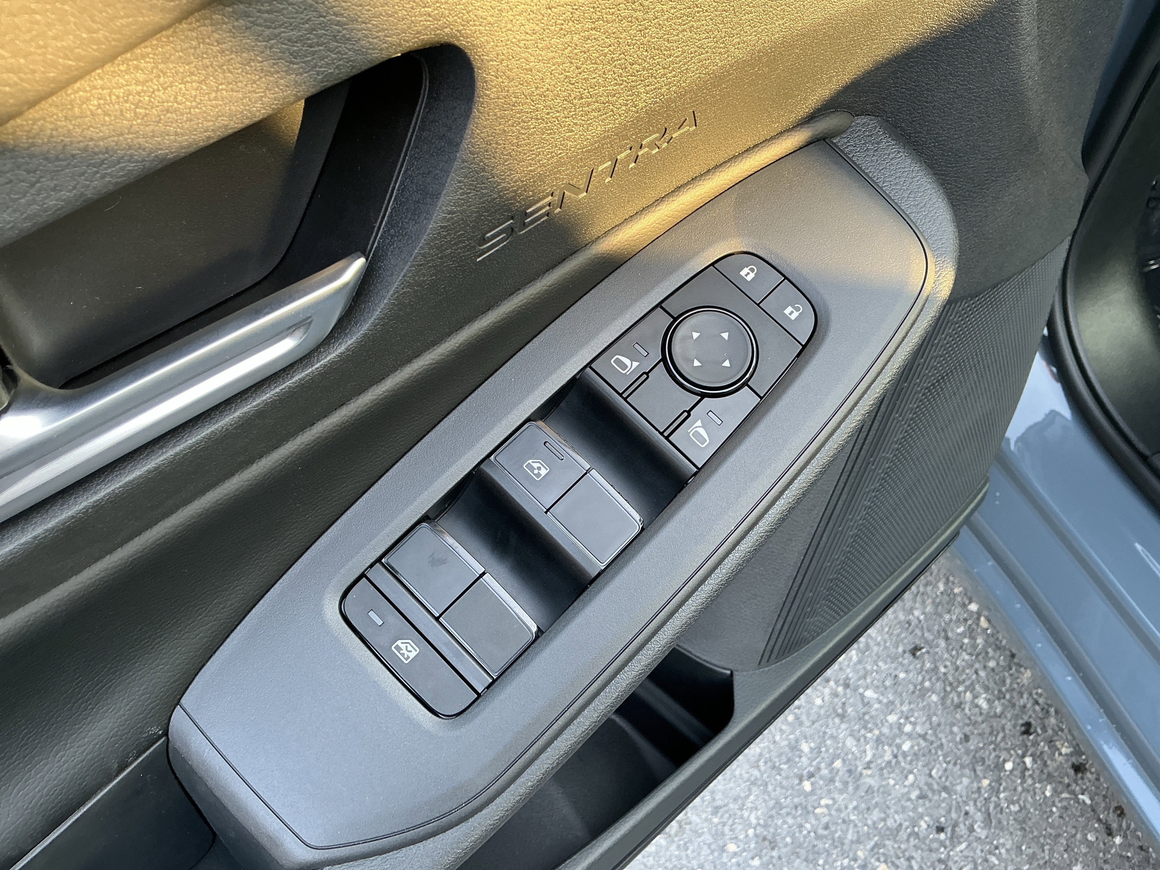 New 2026 Atlantic Gray Metallic Nissan SV image 19
