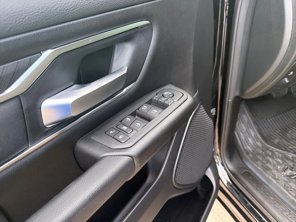 2025 RAM 1500 Big Horn/Lone Star - Photo 19