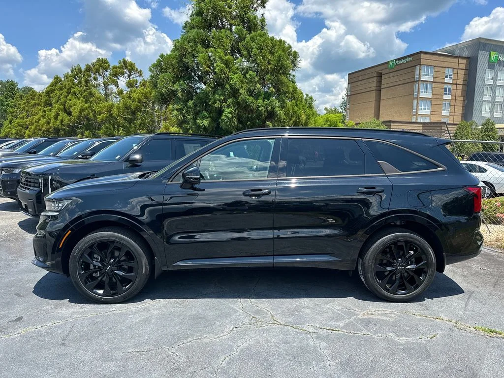 Certified Used 2023 Black Kia SX image 4