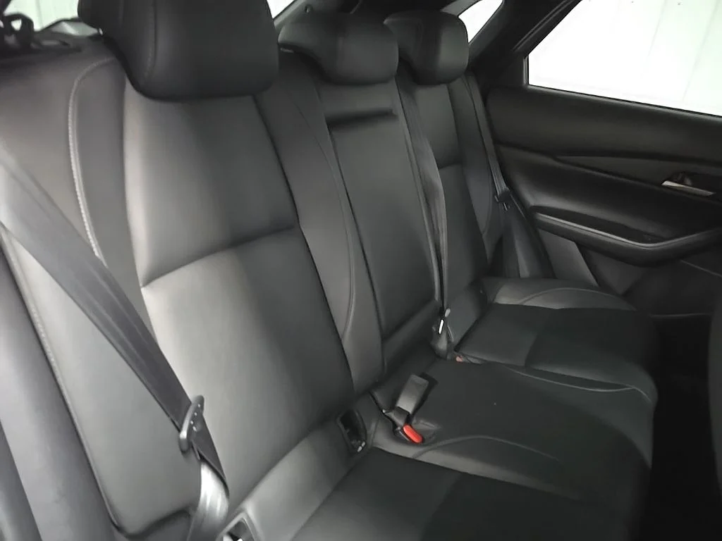 Used 2021 Silver Mazda Select image 19