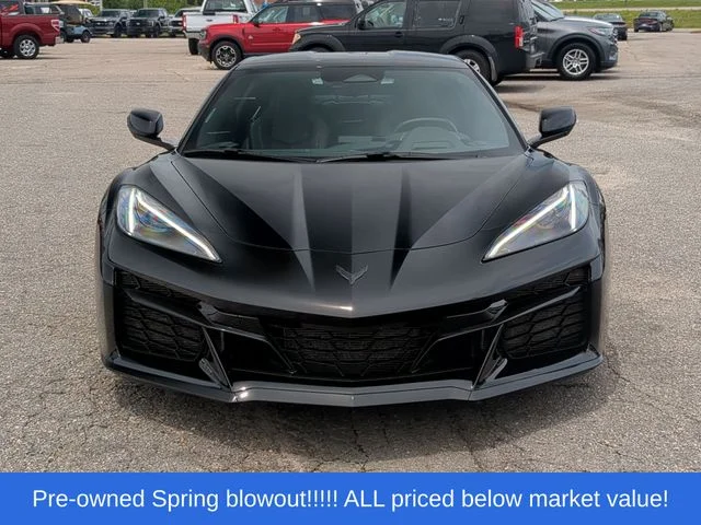 Used 2025 Black Chevrolet Z06 image 16