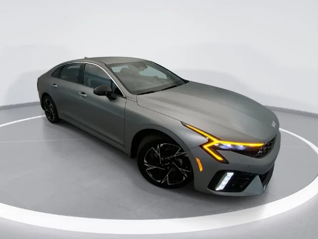 Used 2025 Gray Kia GT-Line image 1
