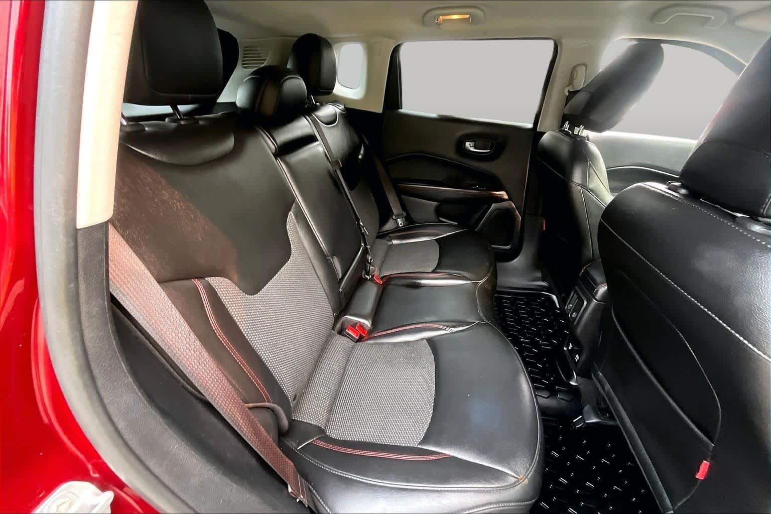 Used 2021 Velvet Red Pearlcoat Jeep Trailhawk image 18