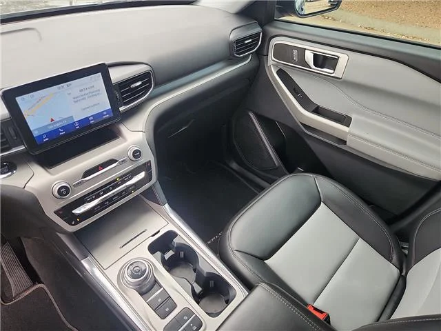 Used 2022 Carbonized Gray Metallic Ford XLT 4x2 image 20