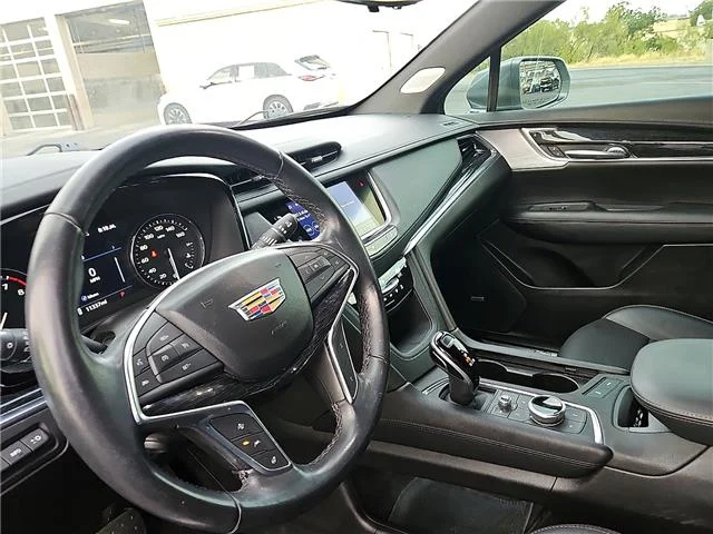 Used 2020 Grey Cadillac Premium Luxury Front-wheel Drive image 12