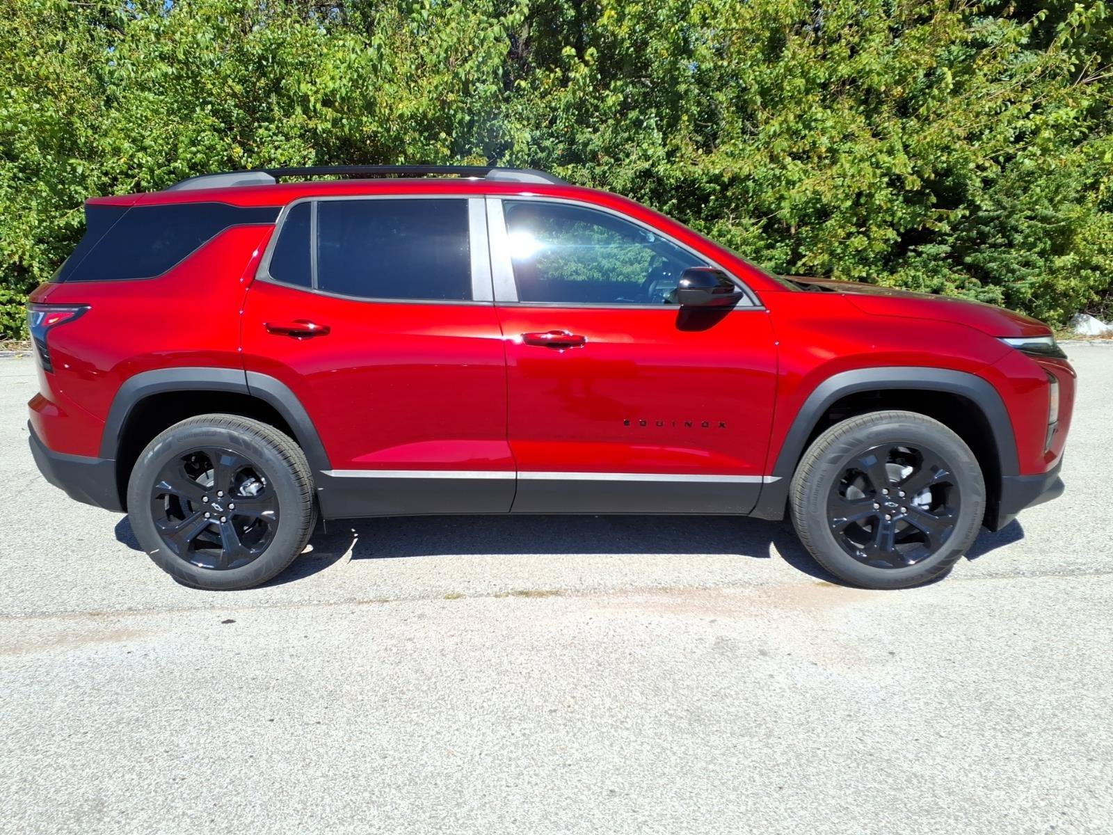 2027 Chevrolet Equinox LT - Photo 16