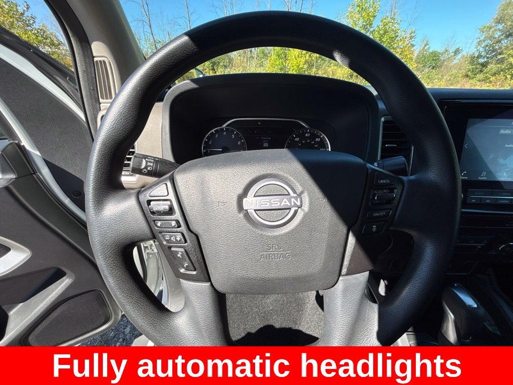 Used 2022 White Nissan SV image 16