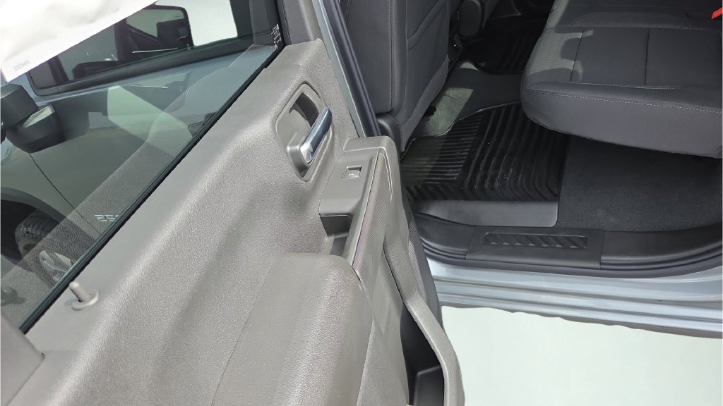 2026 Chevrolet Silverado 2500 HD Custom - Photo 38