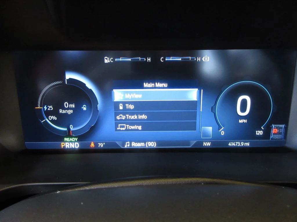 Certified Used 2024 Oxford White Ford Flash image 17