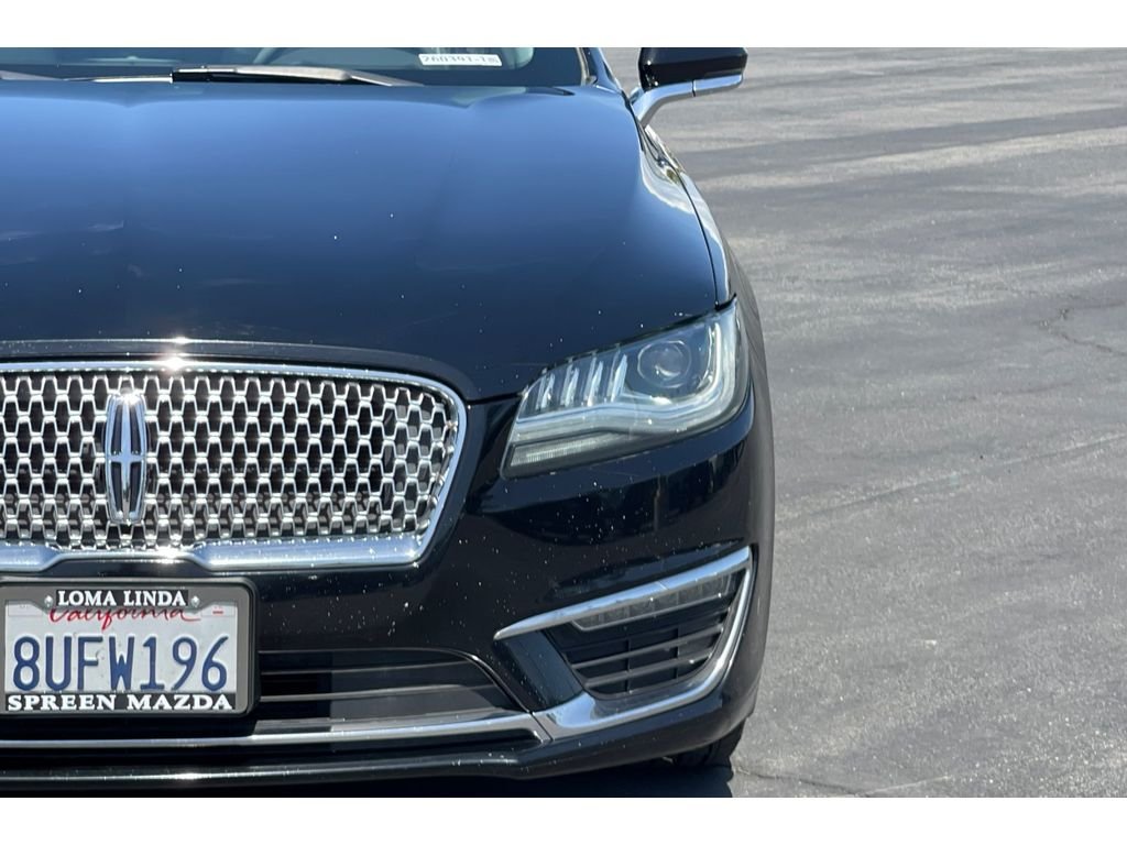 Used 2018 Black Velvet Lincoln Hybrid Reserve image 49