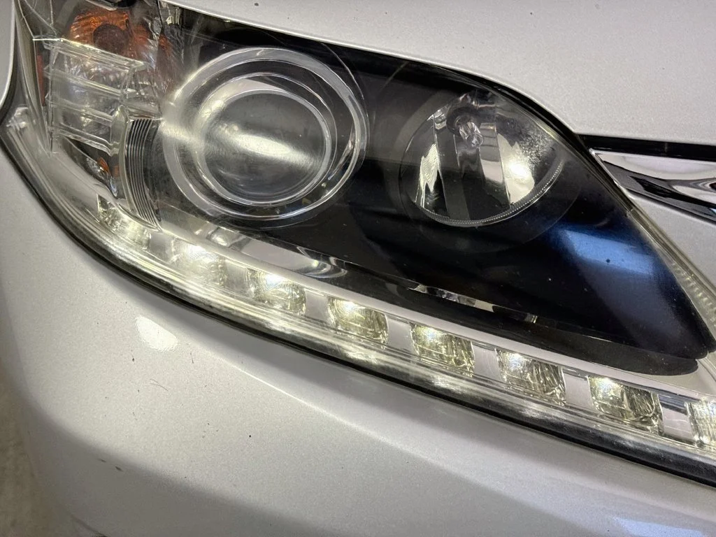 Used 2015 Silver Lexus 350 image 37