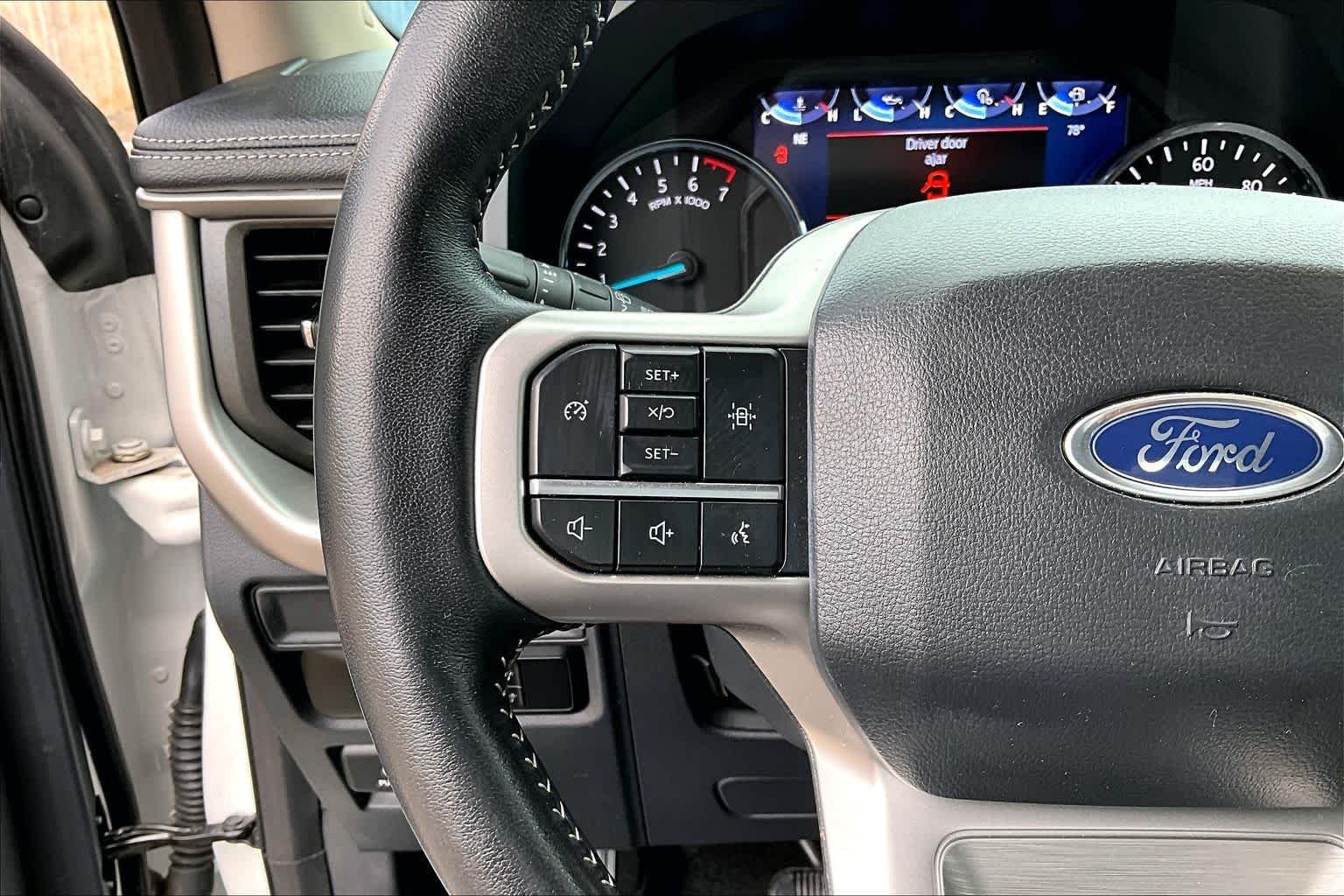 Used 2024 Star White Metallic Tri-Coat Ford XLT image 24
