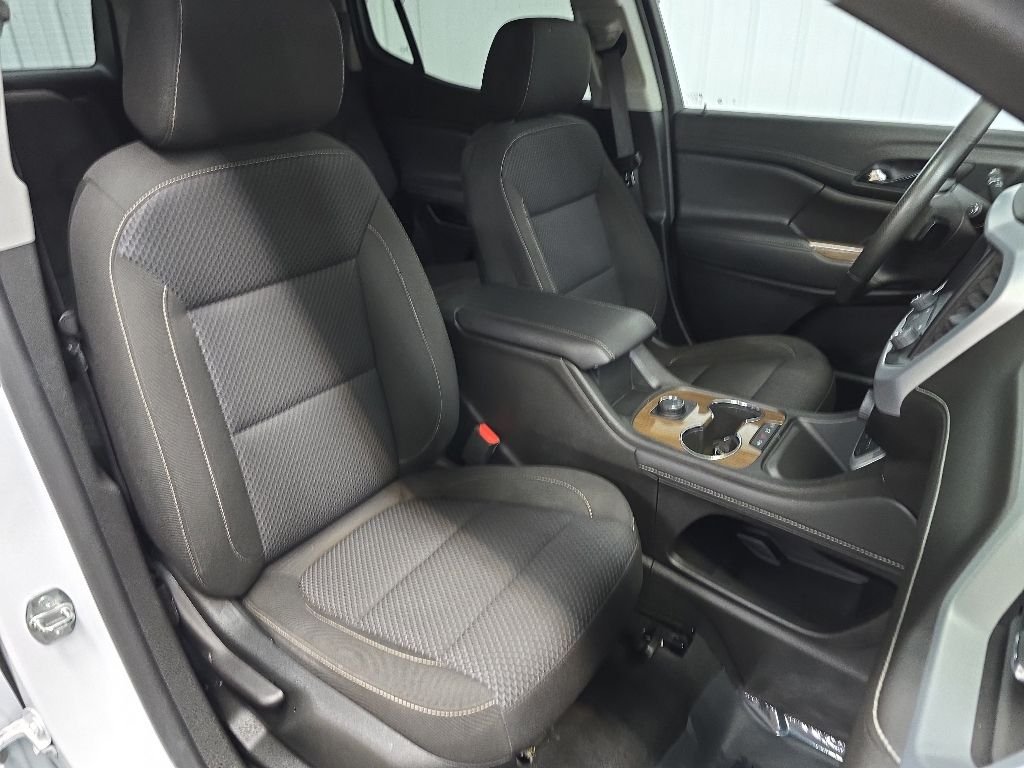 Used 2023 White GMC SLE image 14