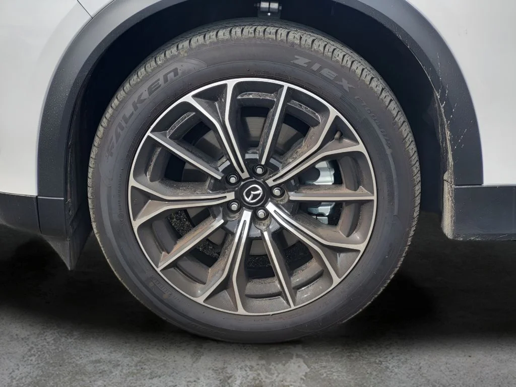 Used 2025 Rhodium White Premium Mazda Premium Plus Package image 8