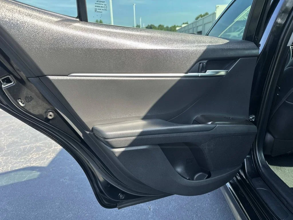 Used 2021 Black Toyota SE image 11