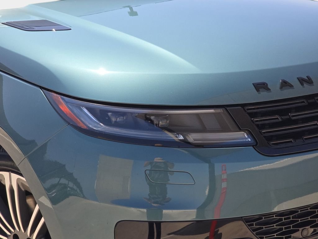 New 2026 Giola Green LAND ROVER SE image 33
