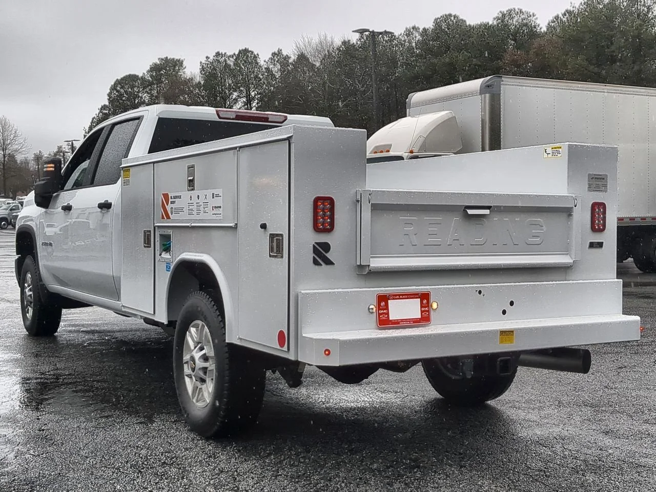 New 2026 Summit White Chevrolet WT image 6