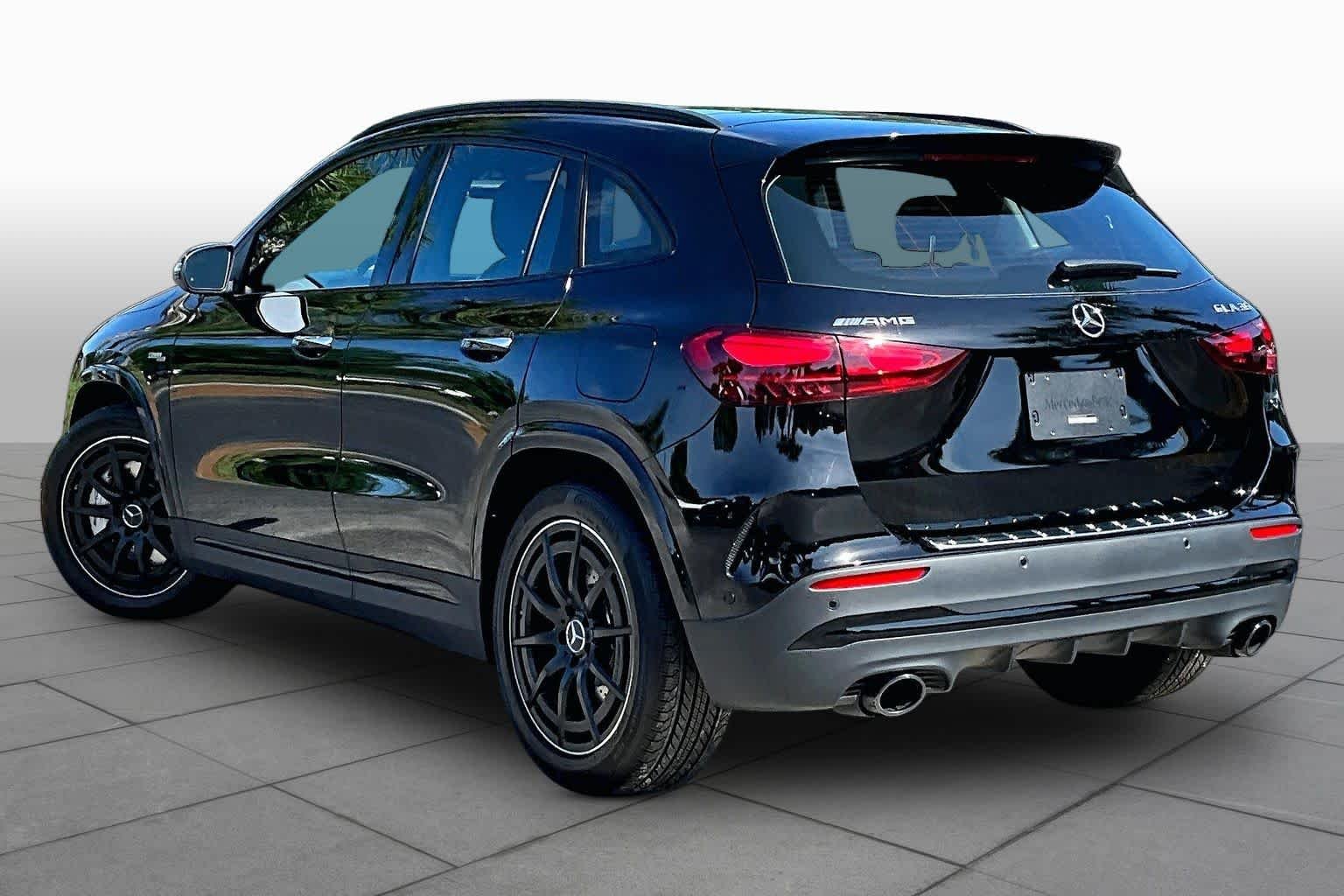 Used 2025 Night Black Mercedes-Benz AMG® GLA 35 image 20