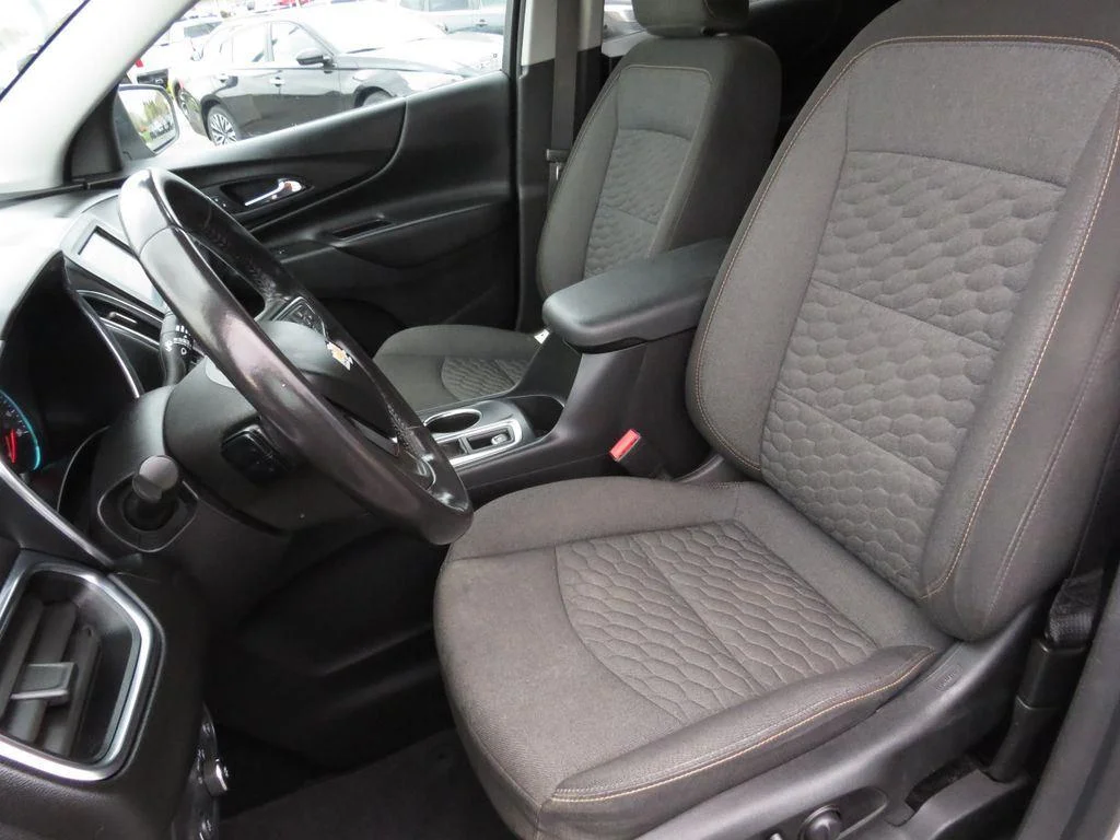 Used 2021 Summit White Chevrolet LT image 21