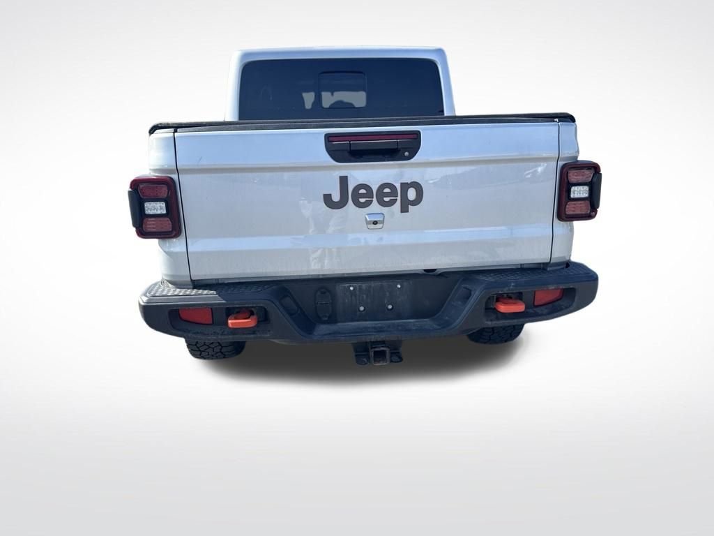 Used 2022 Silver Jeep Mojave image 4
