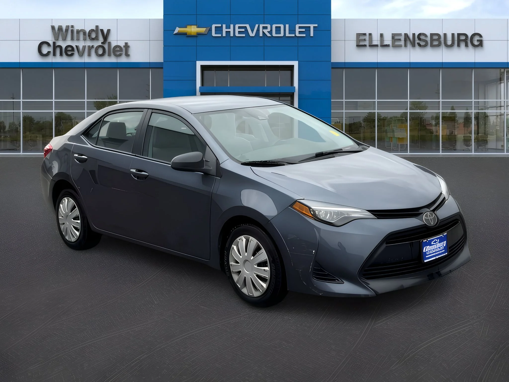 2019 Toyota Corolla LE - Photo 1