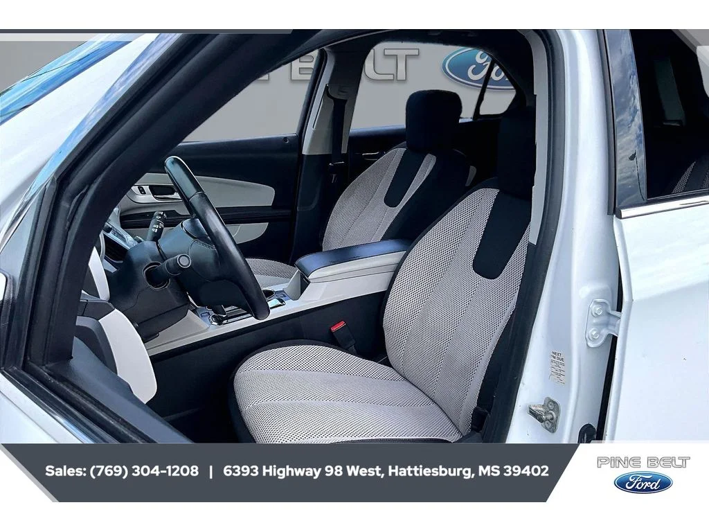 Used 2015 Summit White Chevrolet LT image 18