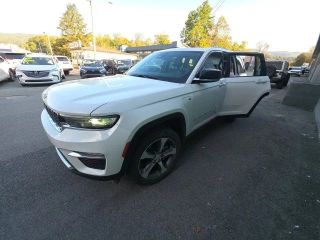 2023 Jeep Grand Cherokee