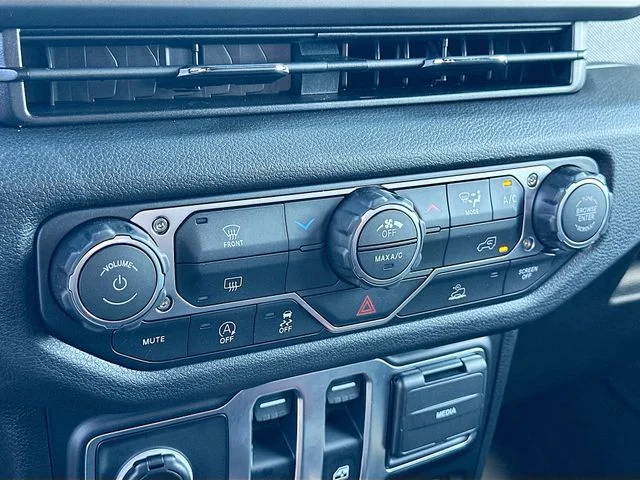 2026 Jeep Wrangler 2-Door Willys - Photo 11