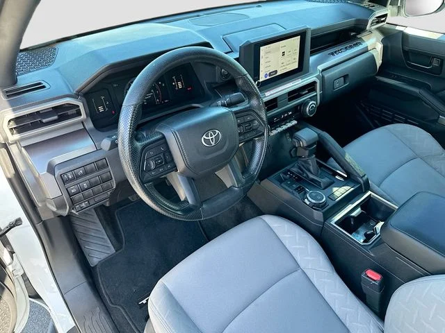 Used 2025 White Toyota SR5 image 9