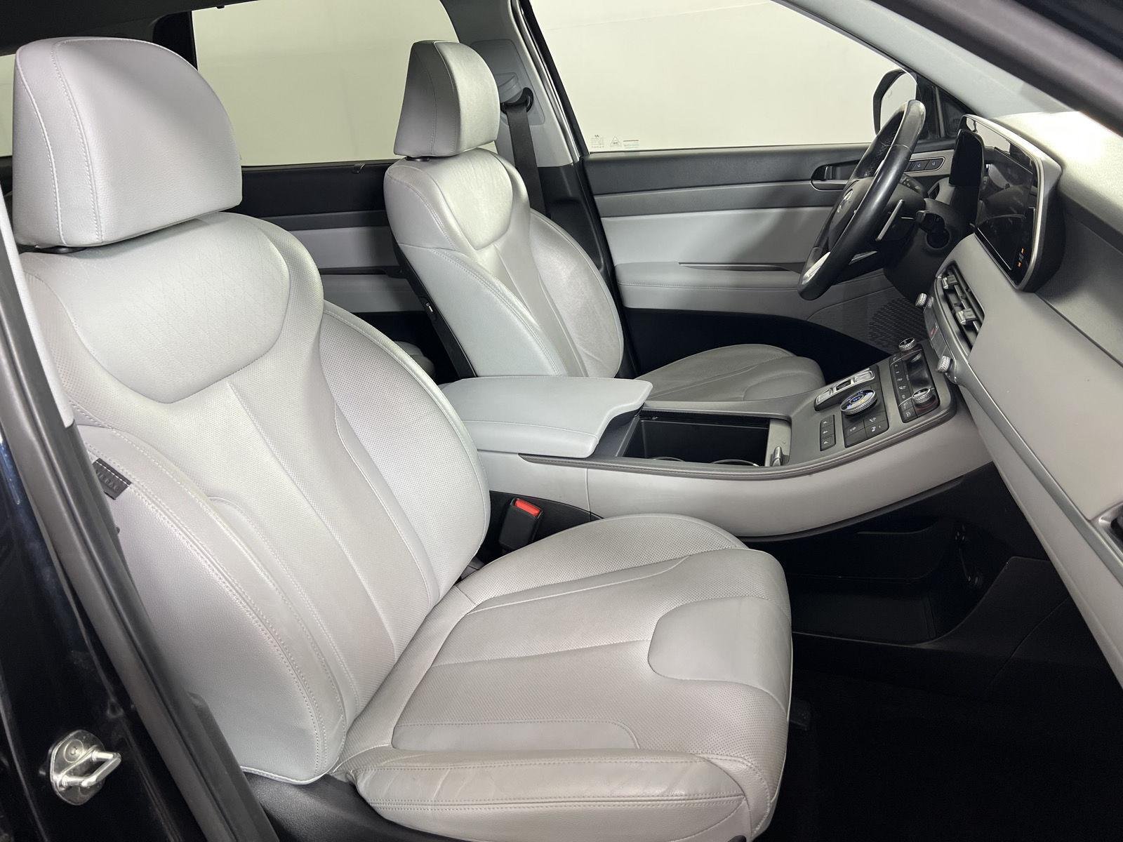 Used 2021 Gy Hyundai  image 33