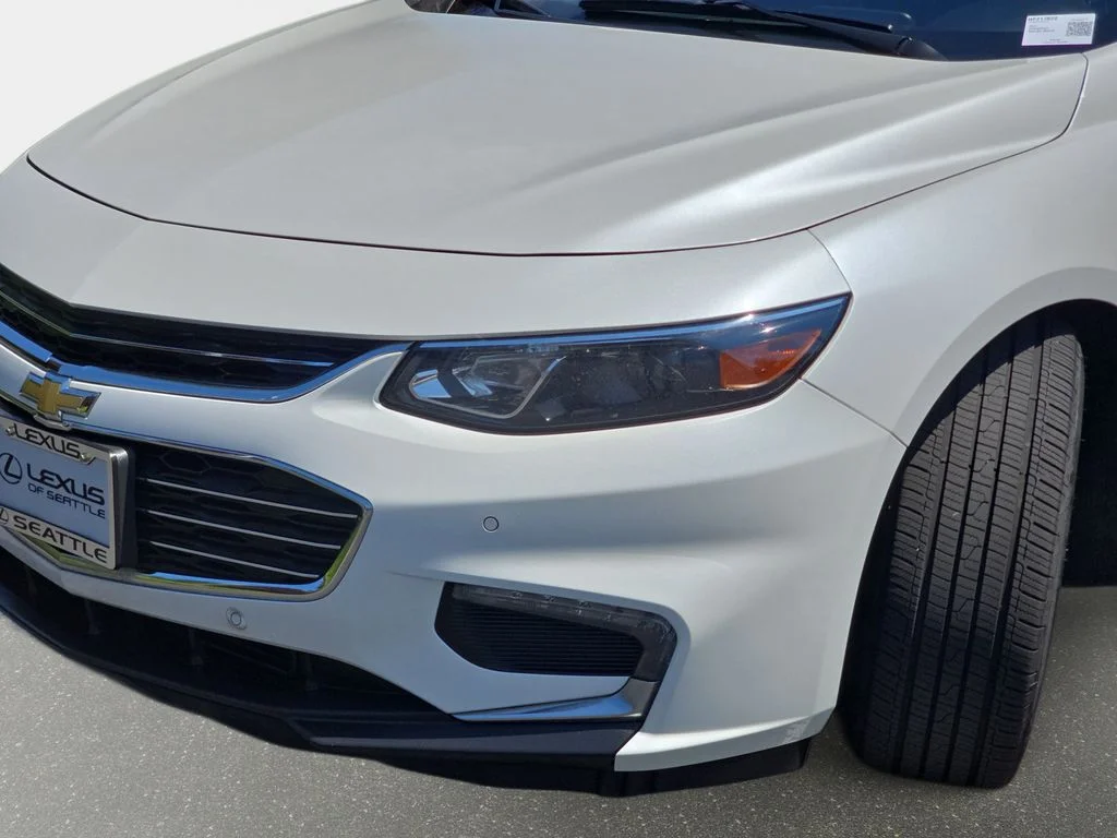 Used 2017 Beige Chevrolet Hybrid image 34