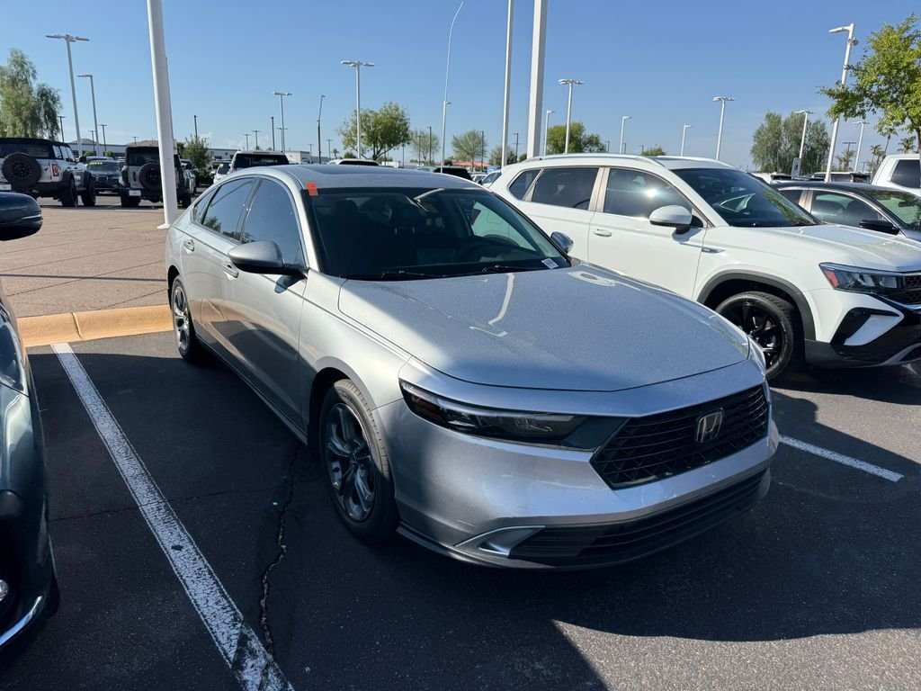 Certified Used 2024 Solar Silver Metallic Honda EX image 3