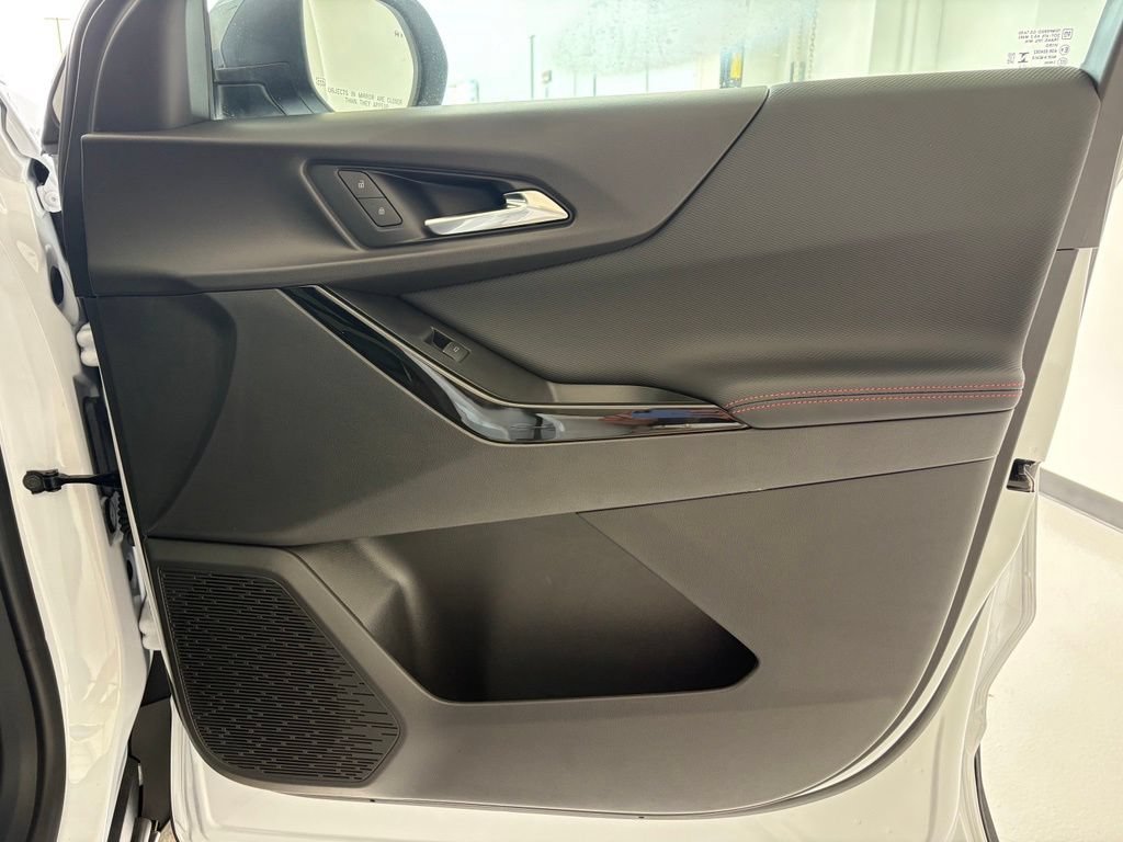2027 Chevrolet Equinox RS - Photo 41