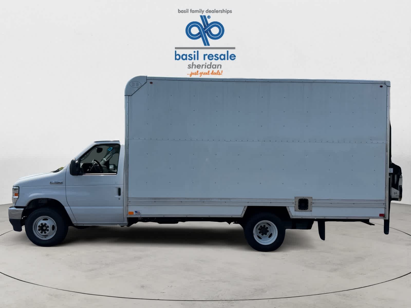 Used 2023 Oxford White Ford  image 3