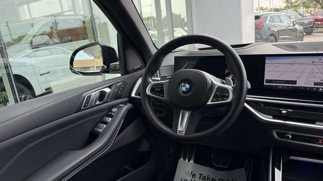 Used 2024 Black BMW xDrive40i image 75