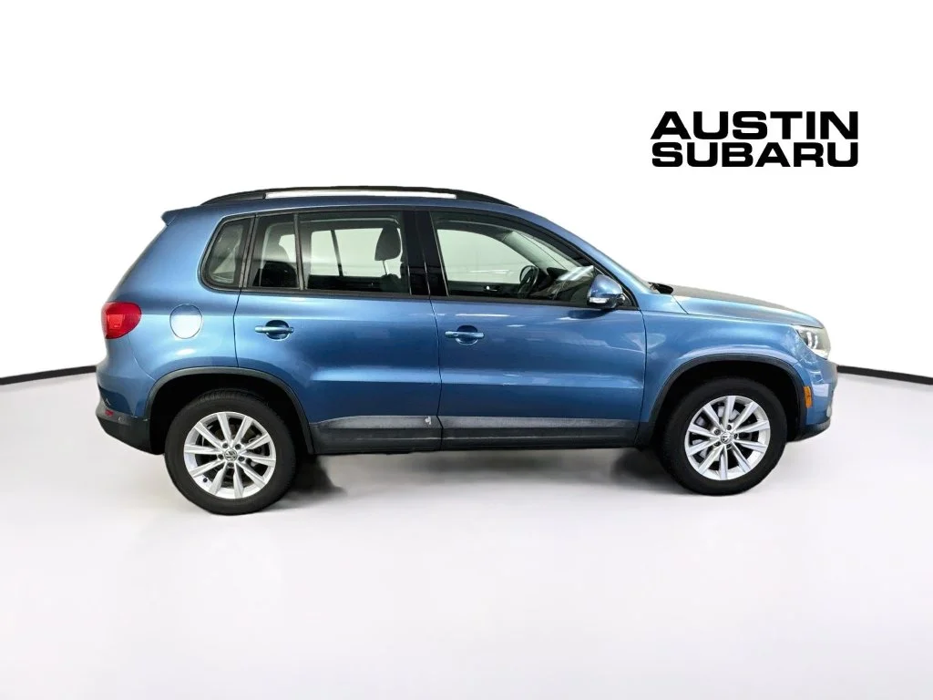 Used 2018 Blue Volkswagen 2.0T image 8