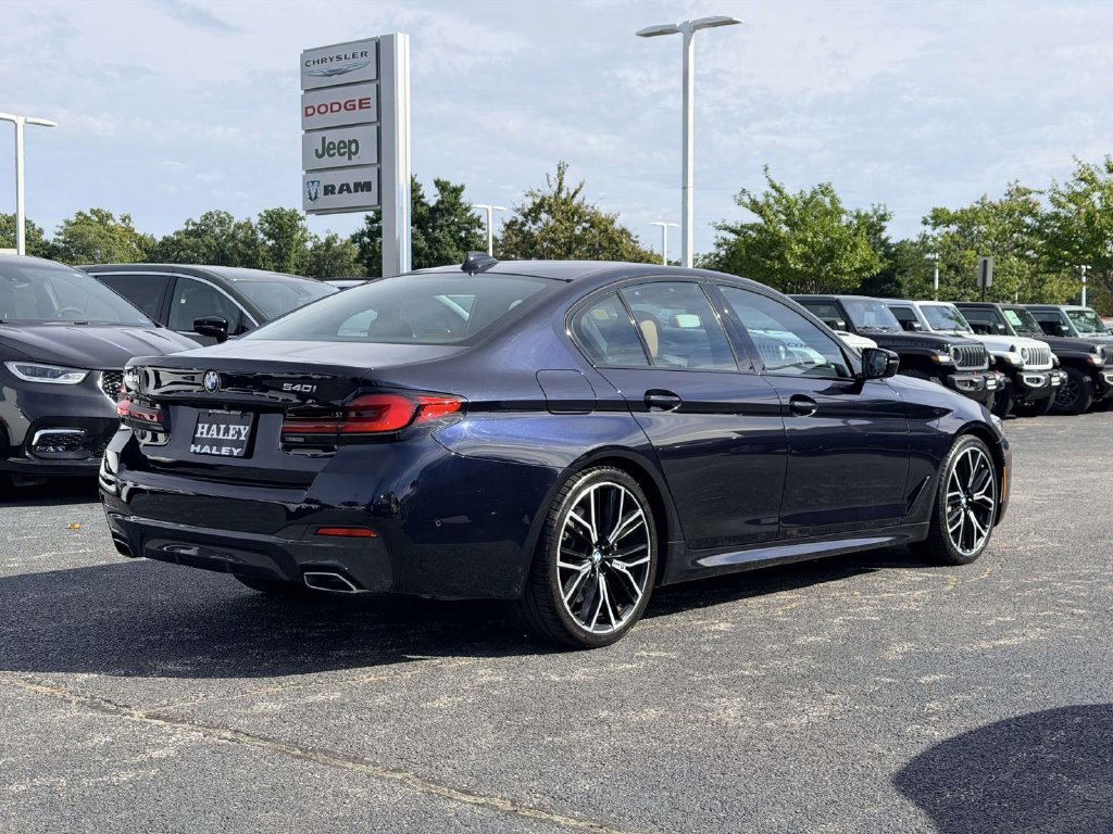 Used 2022 Black BMW 540i image 2