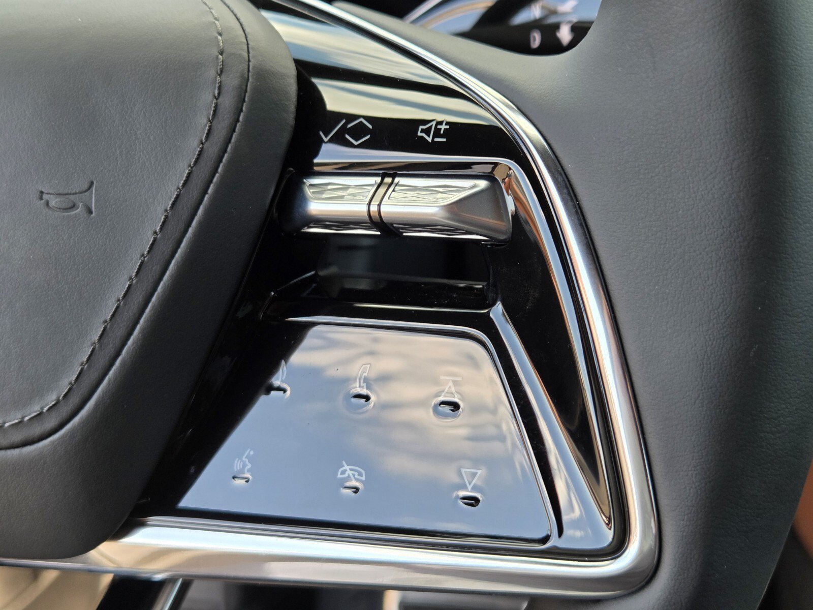 2027 Cadillac LYRIQ Signature Sport - Photo 23