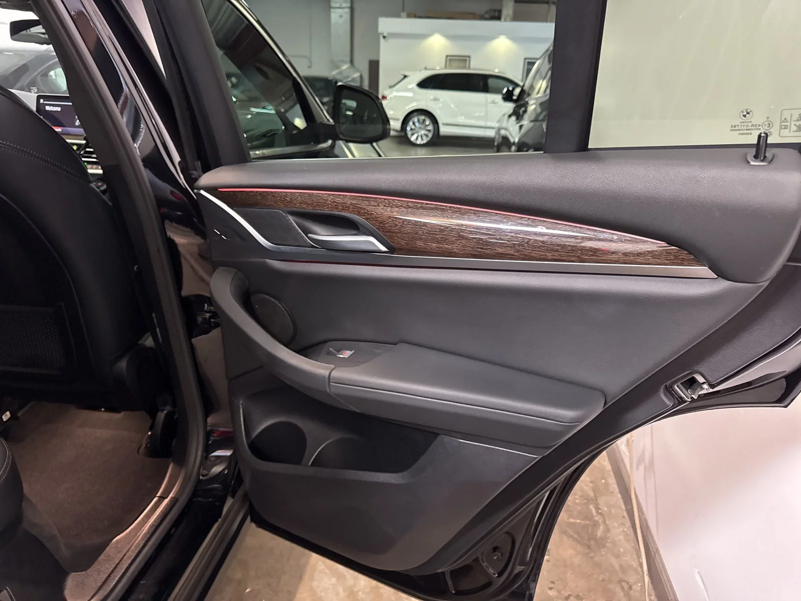 Used 2023 Black BMW xDrive30i image 20